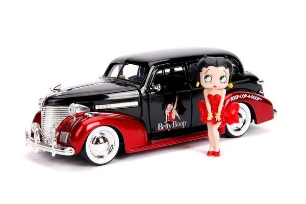 Betty Boop - 1:24 1939 Chevy Master Deluxe with Figure Hollywood Rides Die Cast Car
