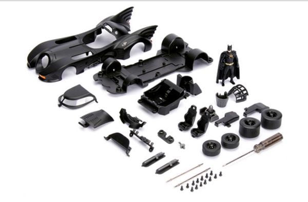 Batman (1989) - 1:24 Batmobile with Batman Die Cast Model Kit