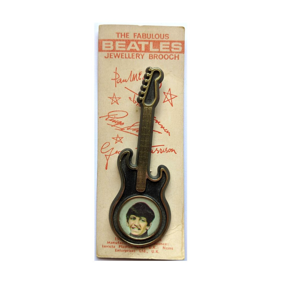 Beatles - 1960s Ringo Starr Invicta Guitar Fabulous Beatles Jewellery Brooch Pin On Card