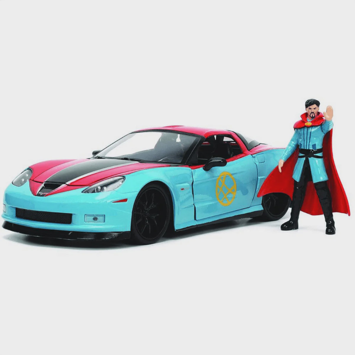 Avengers (comics) - Doctor Strange & 2006 Chevrolet Corvette Z06 1:24 Scale Die Cast Car